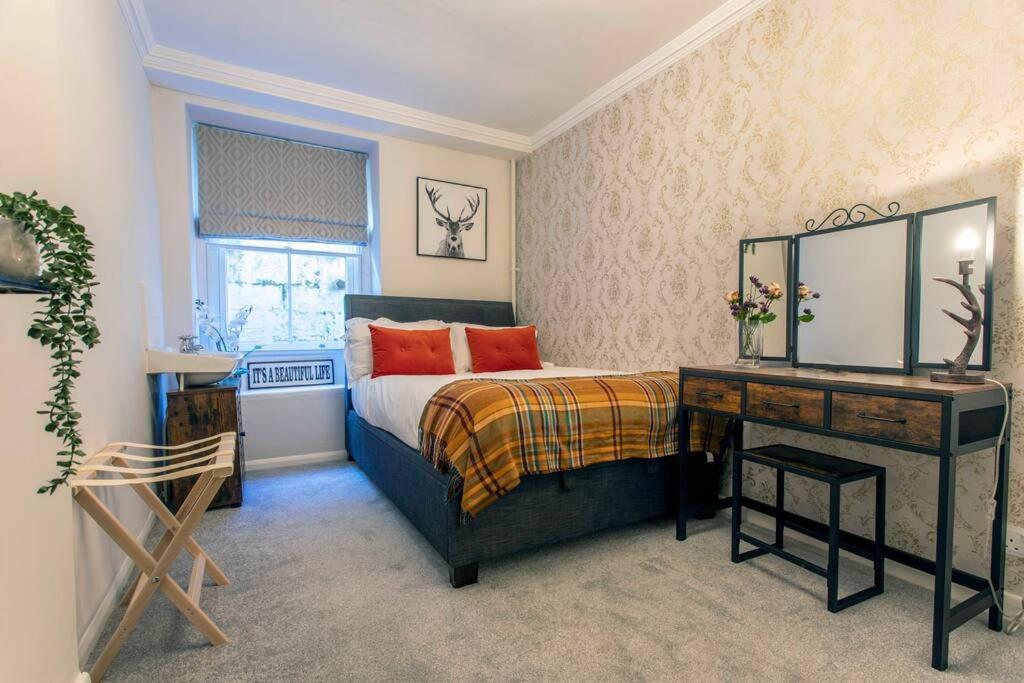 Georgian House Garden Apartment 바스 외부 사진